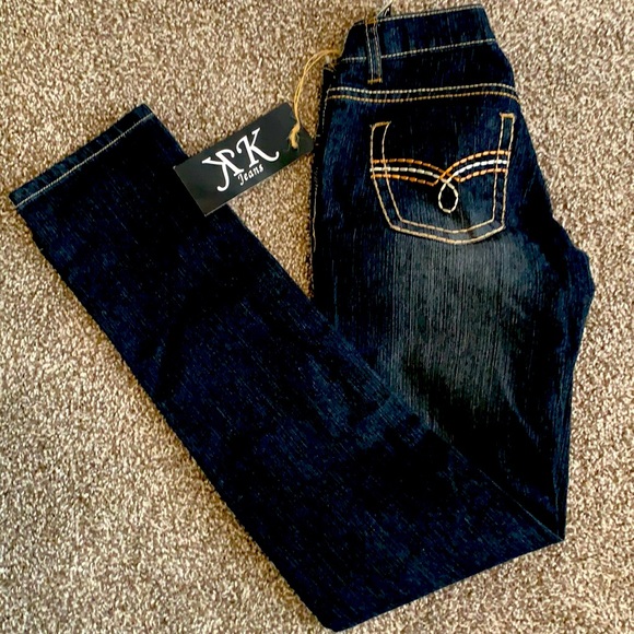 NWTS JRK Jeans - Picture 1 of 7